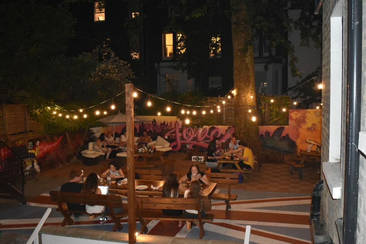 Saint Backpackers Ostello *